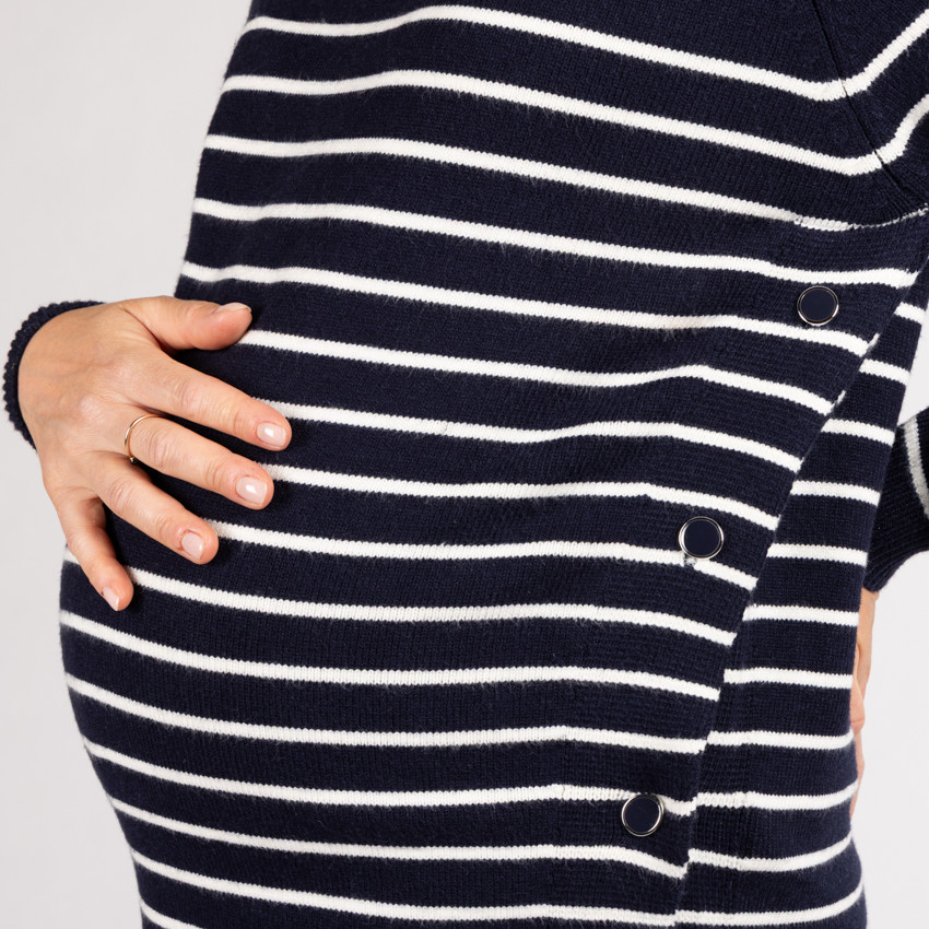 Trui voor borstvoeding in gestreept gebreid met fantasiekraag 