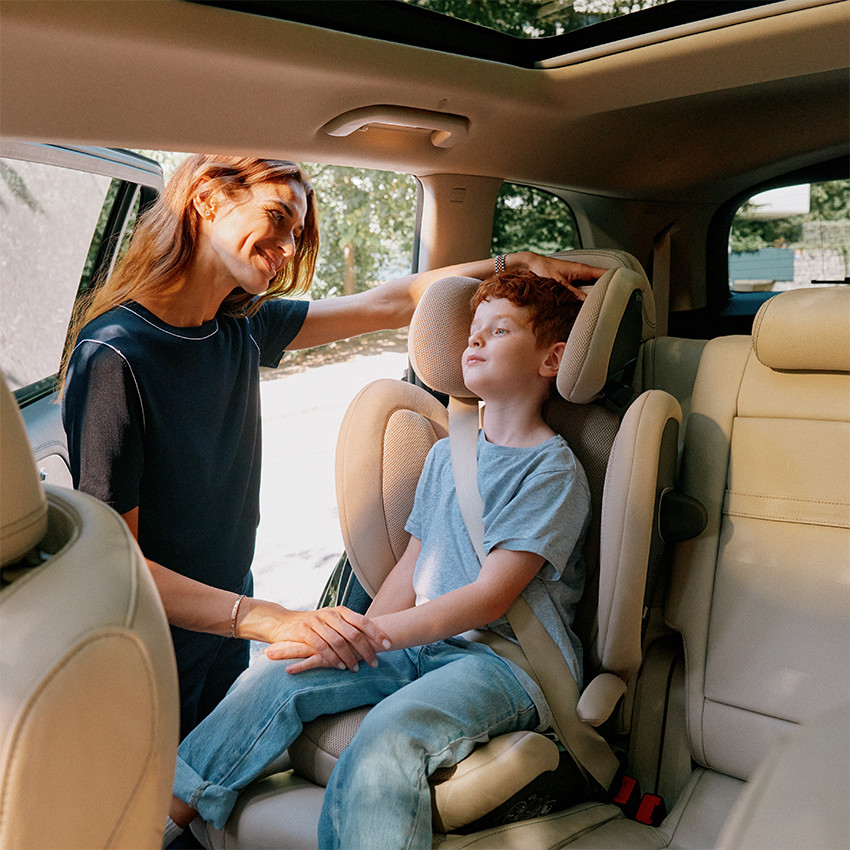 Vouwbare Solution G2 i-Fix autostoel met Plus-stof stone grey 