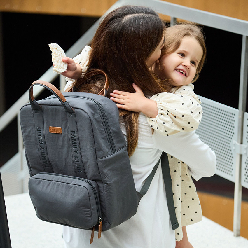 Sac à dos Family Club Signature + pochette + matelas à langer urban gris foncé 