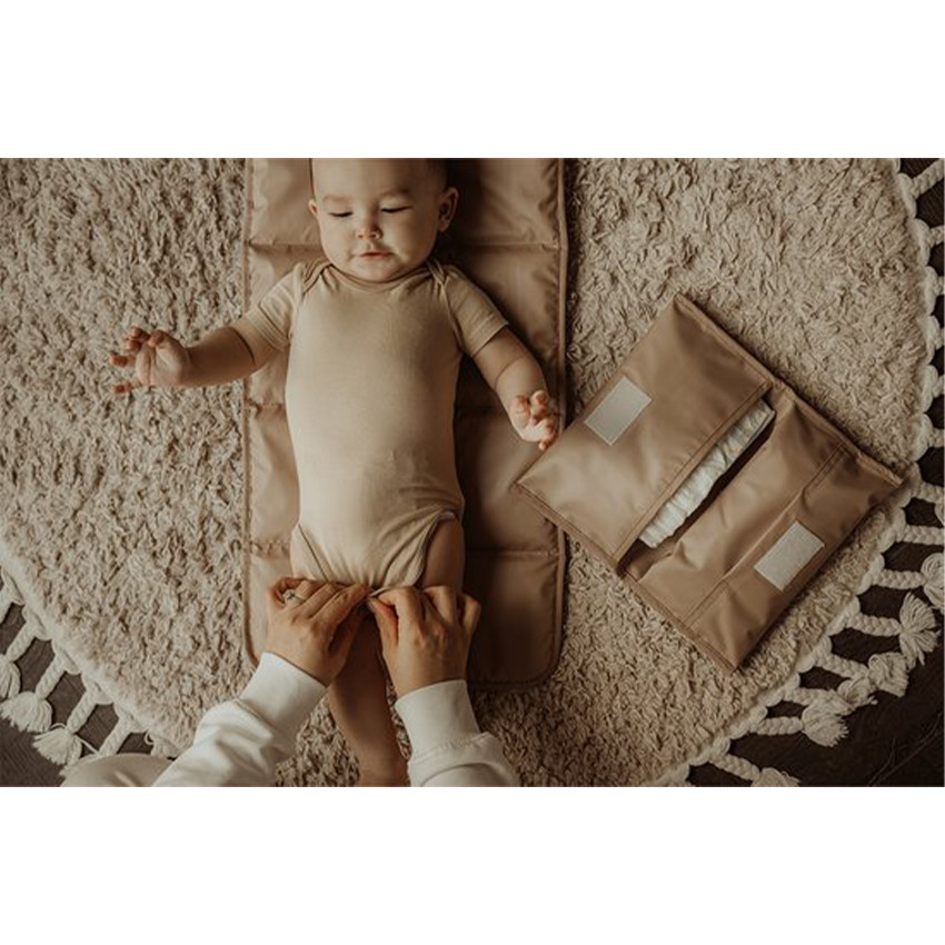 Matelas à langer + étui napper à couches Coffee 