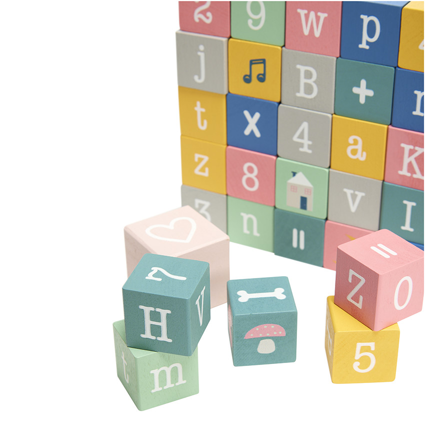 Set de 30 cubes alphabet en bois Little Poesy 