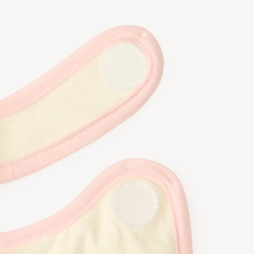 Lot 2 bavoirs motif ourson pour bébé fille 