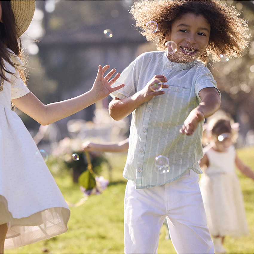 Chemise manches courtes rayée à col mao pour garçon  