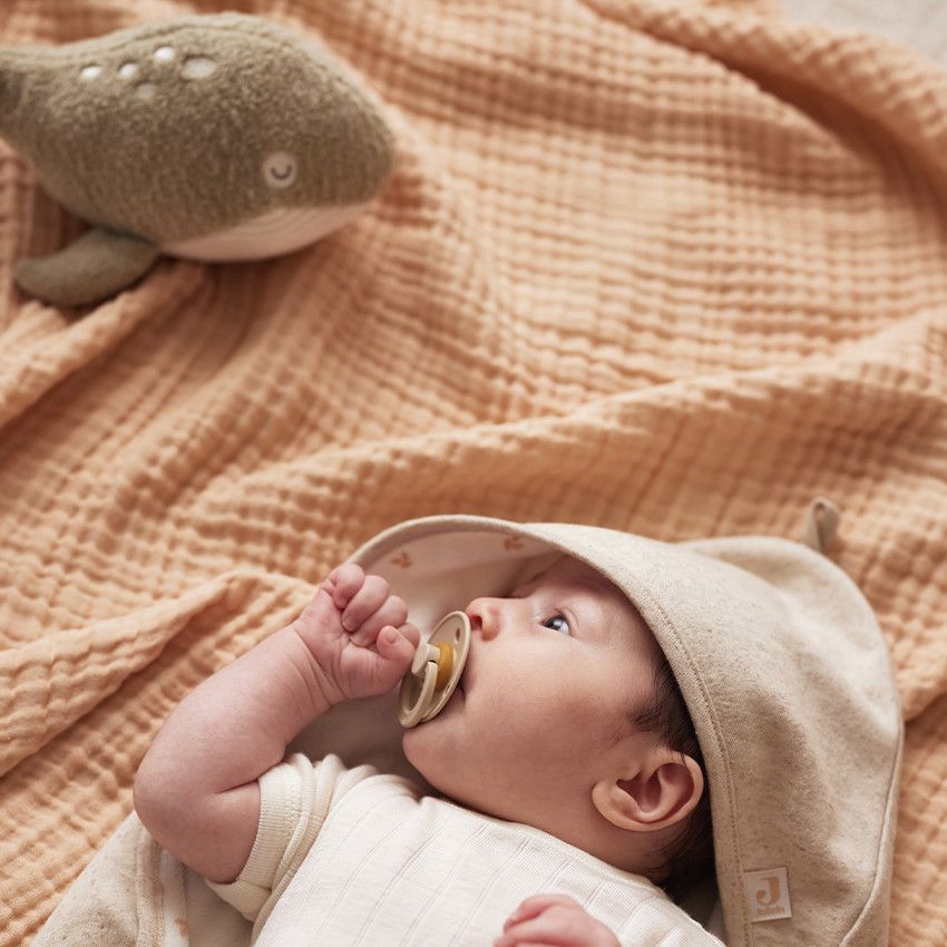 Peluche baleine en bouclettes avec grelot Deepsea 