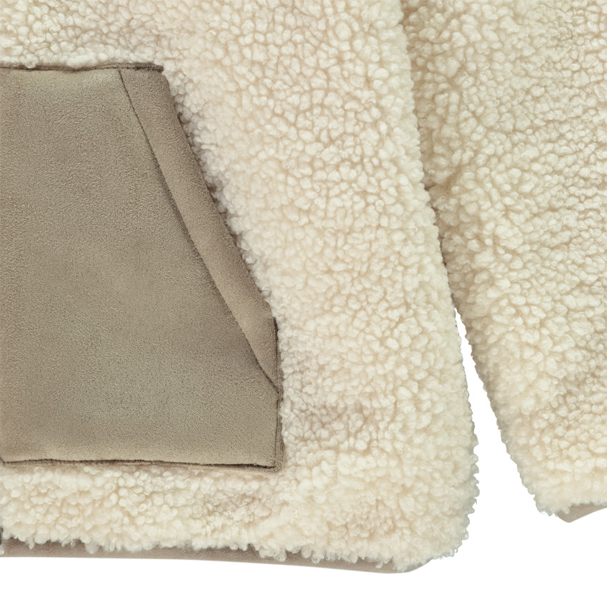 Jas in sherpa met suède zakken voor jongens 