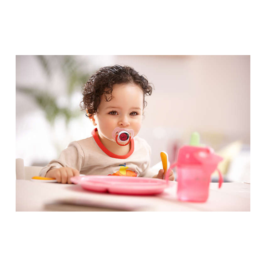 Sucette orthodontique en silicone - 6-18 mois 