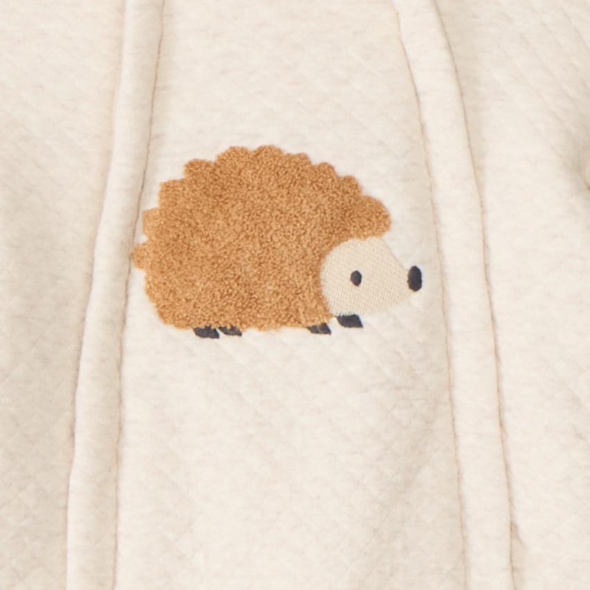 Pilotenpak met egeltje borduursel voor babyjongens met verschillende afwerkingen afhankelijk van de leeftijd 