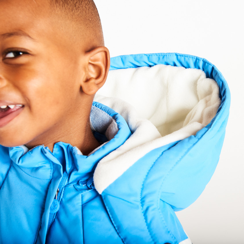 Pilotenpak skipak voor babyjongens met verschillende afwerkingen per leeftijdsgroep 