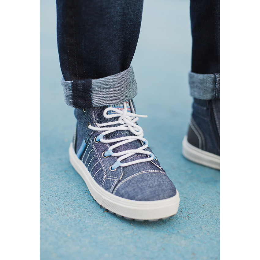 Laarsjes met jeanseffect, veters en ritssluiting, van maat 24 tot 27 