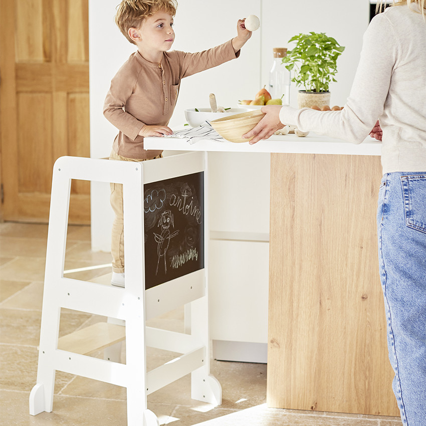 Leerstoel Premissori met zwart bord 