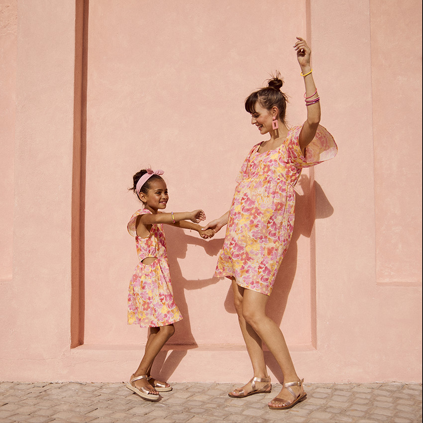 Korte mouwen jurk in seersucker met bloemenprint voor meisjes 