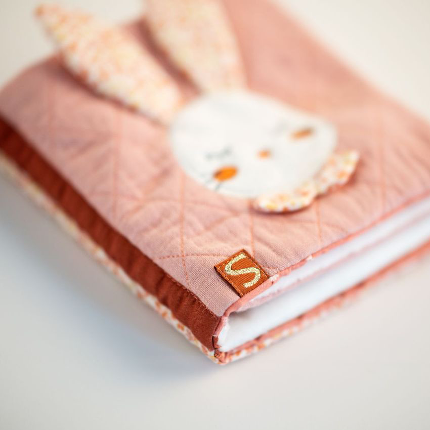 Livre d'éveil Esmée 