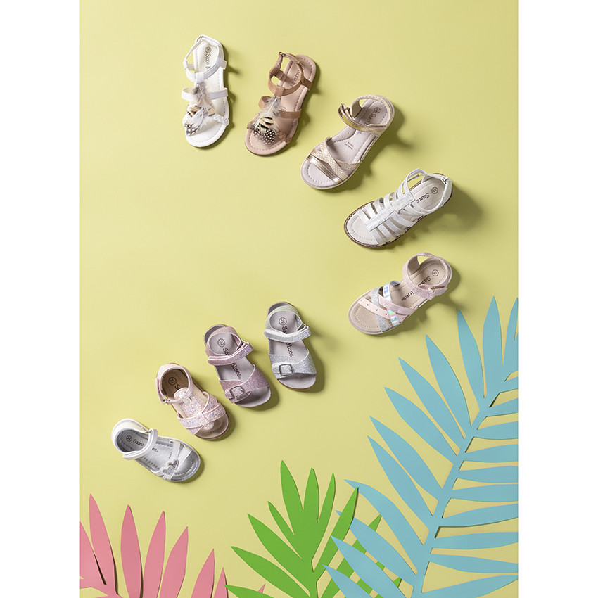 Glanzende sandalen met klittenband voor meisjes 