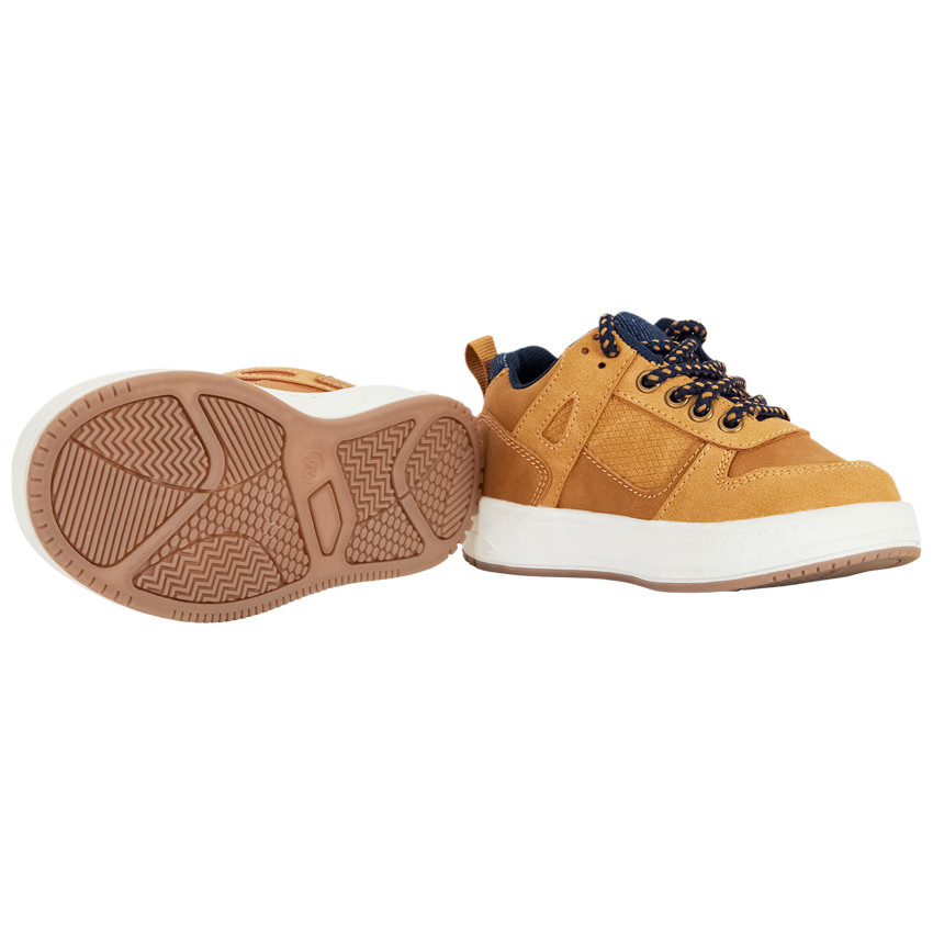 Baskets basses à lacets et empiècements pour garçon 