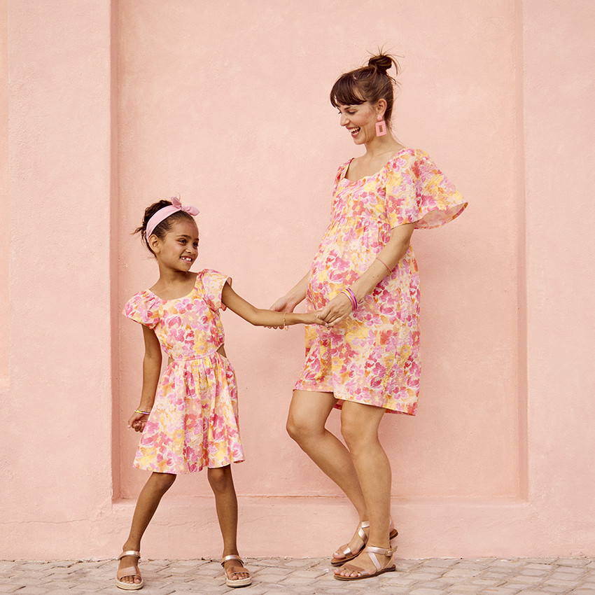 Korte mouwen jurk in seersucker met bloemenprint voor meisjes 