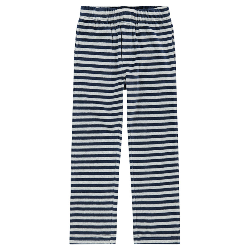 Pyjama van velours in twee kleuren met geborduurde opschriften en ©Smiley-prints 