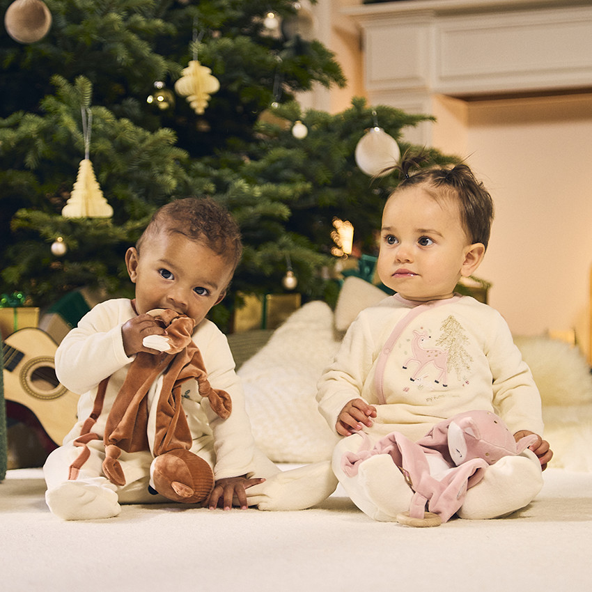 Pyjama in fantasie fluweel met bijpassend knuffel doudou voor meisjes 