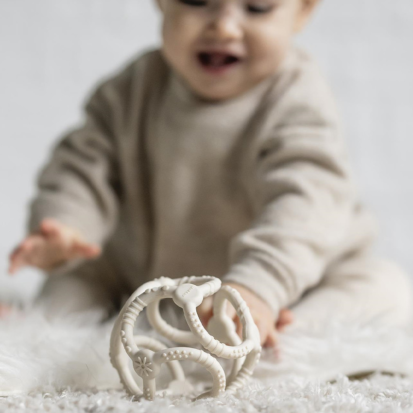 Anneau de dentition - Set 2 balles emboitable - Silicone - Argile/Blanc  