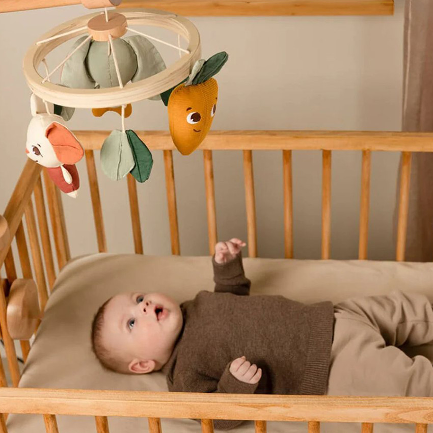 Houten mobiel Garden of Adventures 