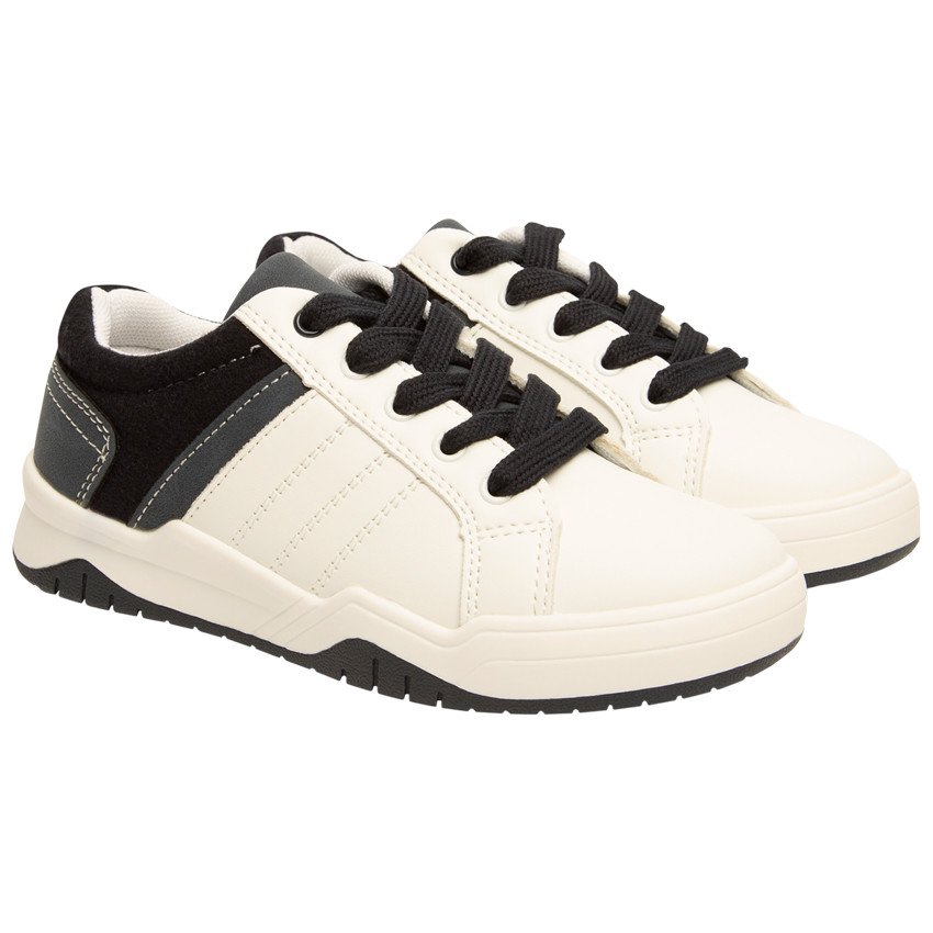 Lage sneakers met veters en inzetten voor jongens 