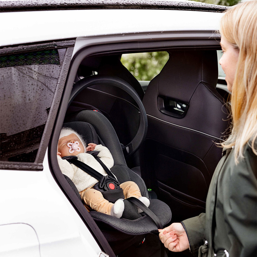 Siège-auto i-Size Bébé Go Beyond Anthracite Mesh  