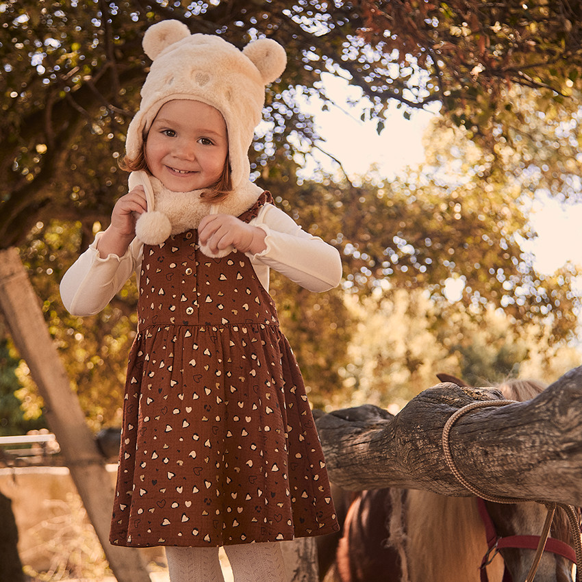 Muts met snood en wanten voor baby meisje 