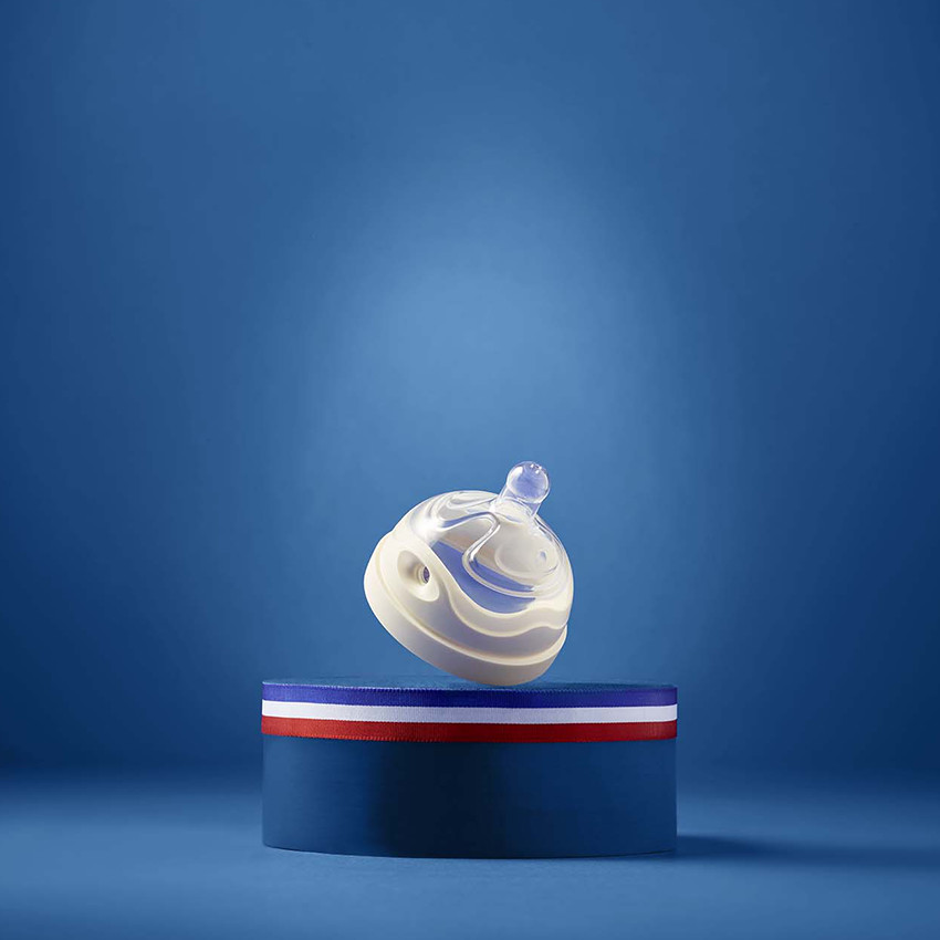 Tétine multi-perforée anti-colique en silicone débit 1 