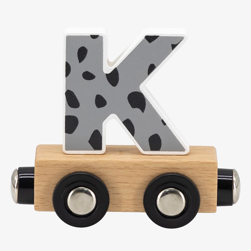 Lettre "K" en bois pour train coloré 