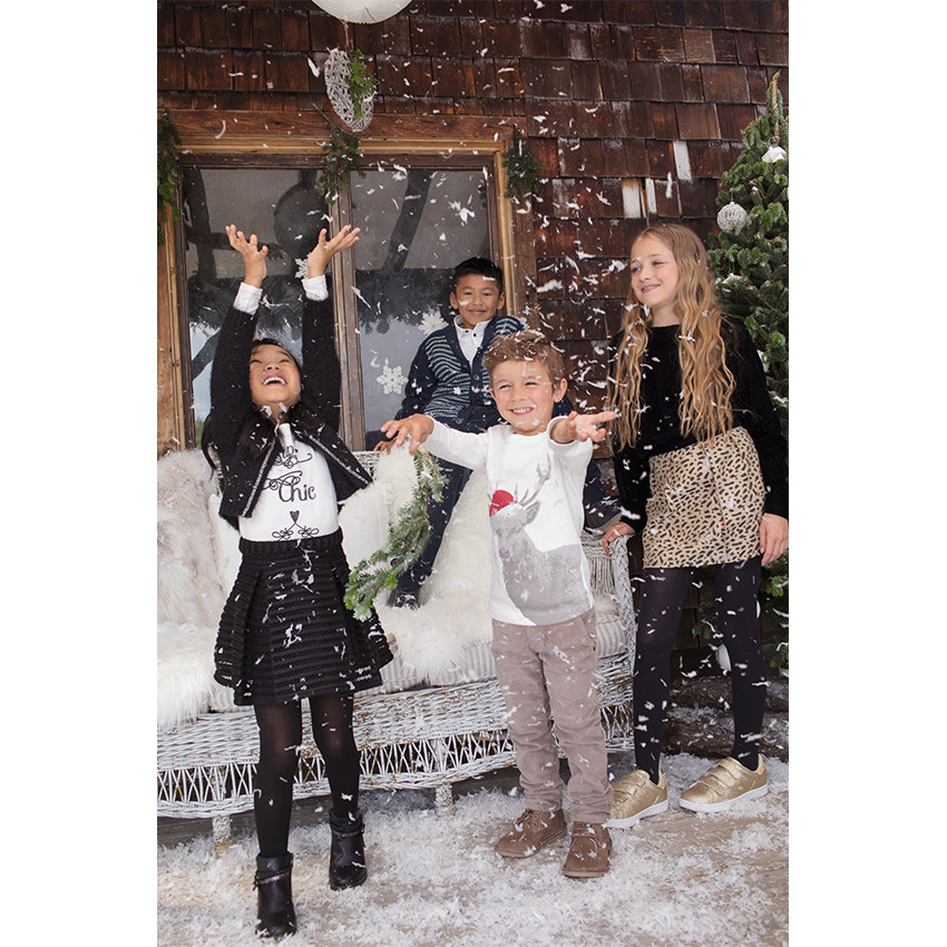 Gilet court en tricot poil effet brillant avec strass 