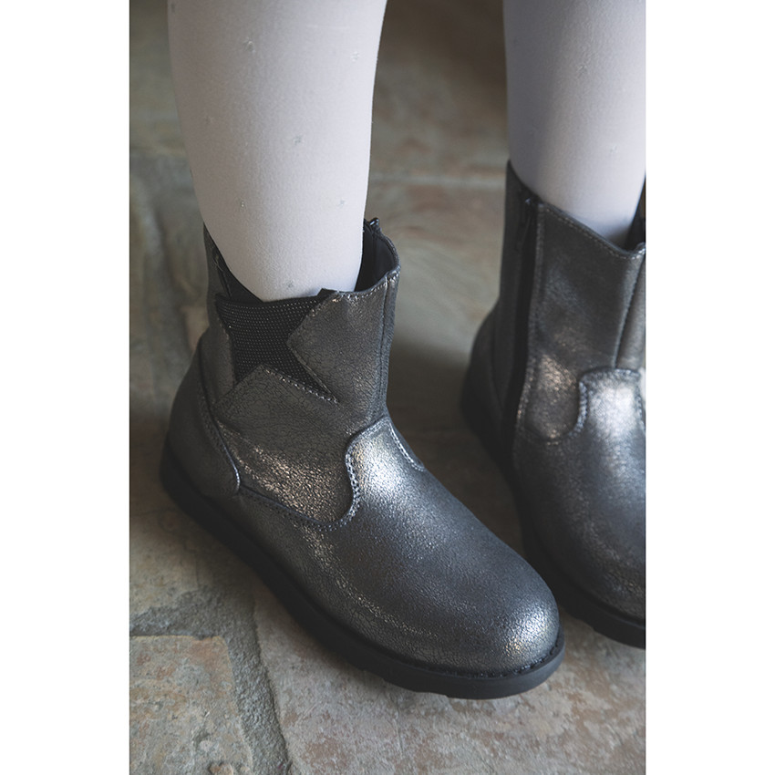 Bottines argentées effet cuir à zip et élastique pour fille 