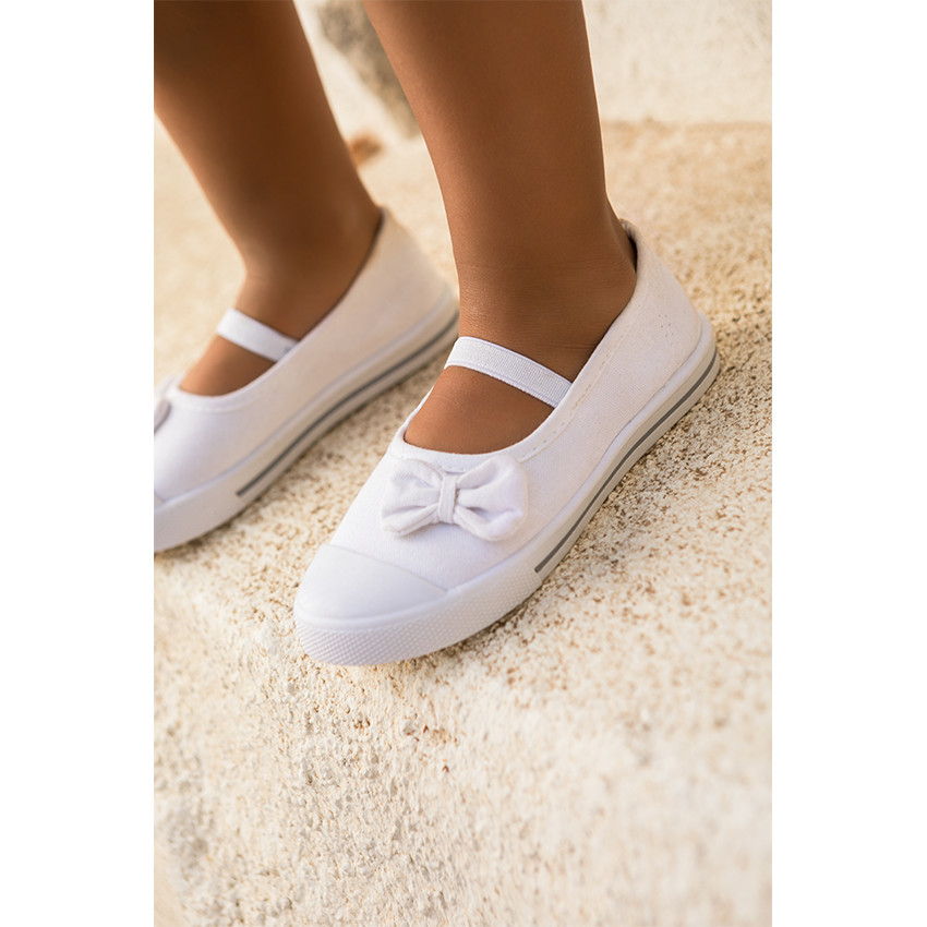Linnen zomerschoenen met elastiek en strik, van maat 28 tot en met 35 