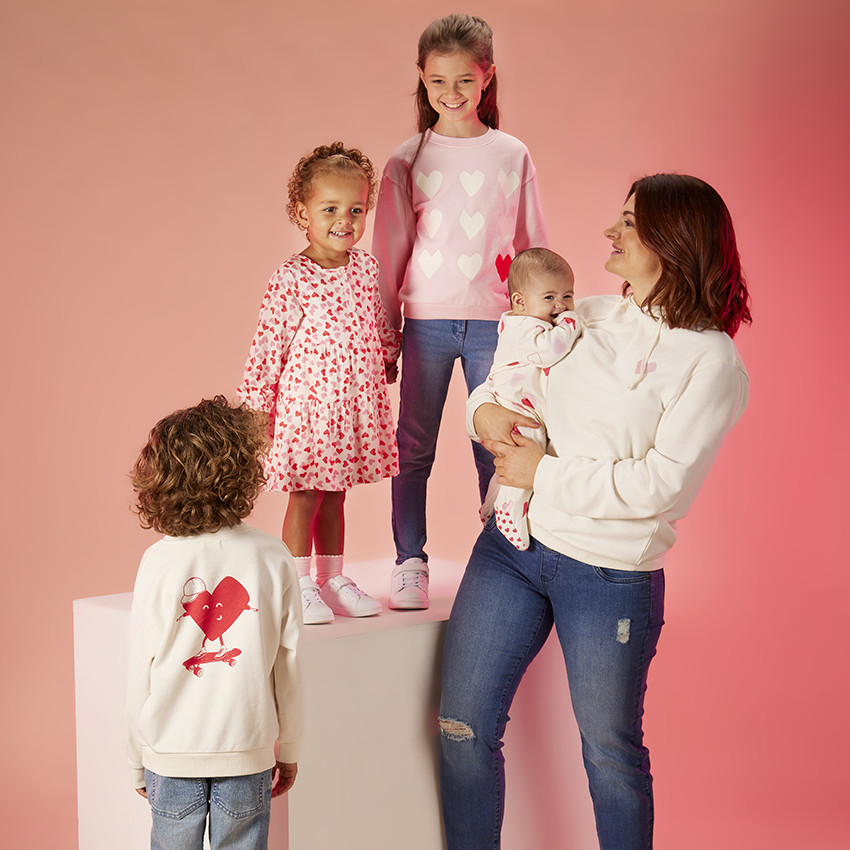 Robe manches longues imprimé cœurs pour bébé fille 