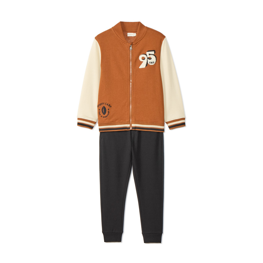 Vest met fantasieborduring en teddy kraag met joggingbroek voor jongens 