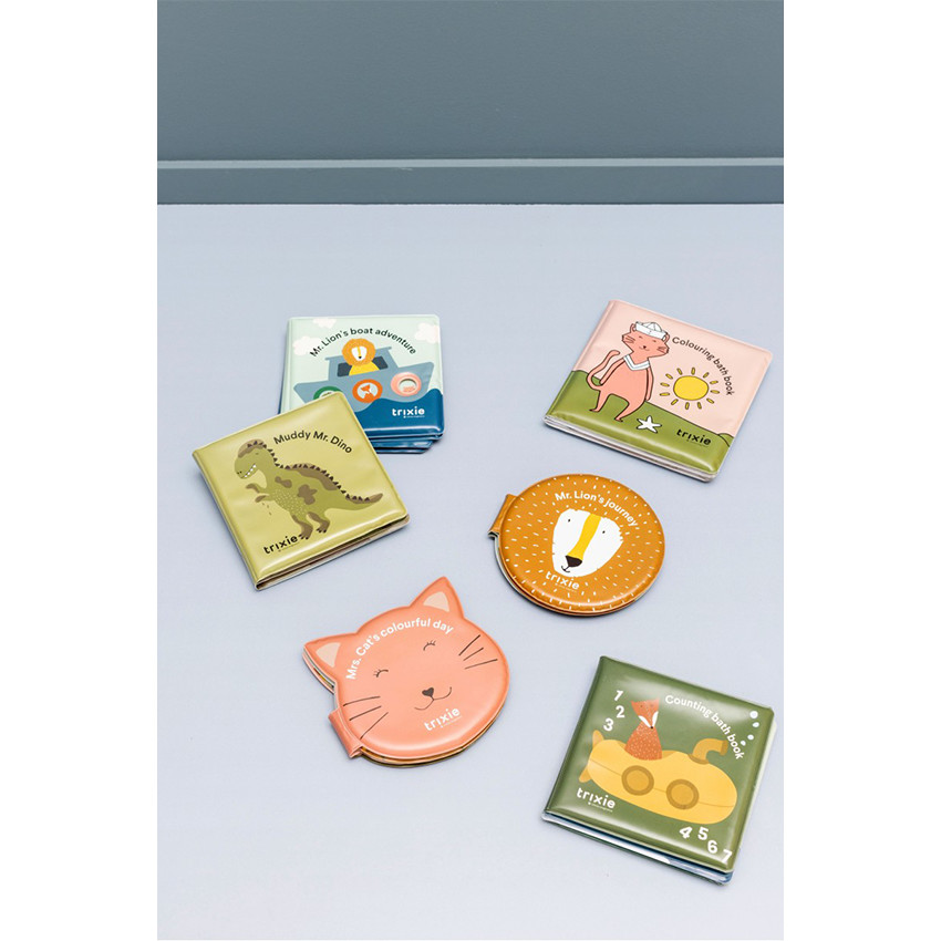 Livre de bain Mrs Cat journée colorée 