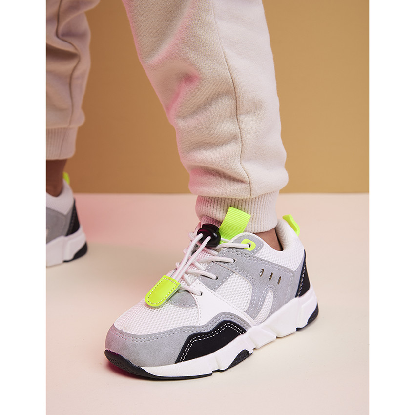 Baskets de sport avec lacets élastiqués et stopppeur pour garçon 