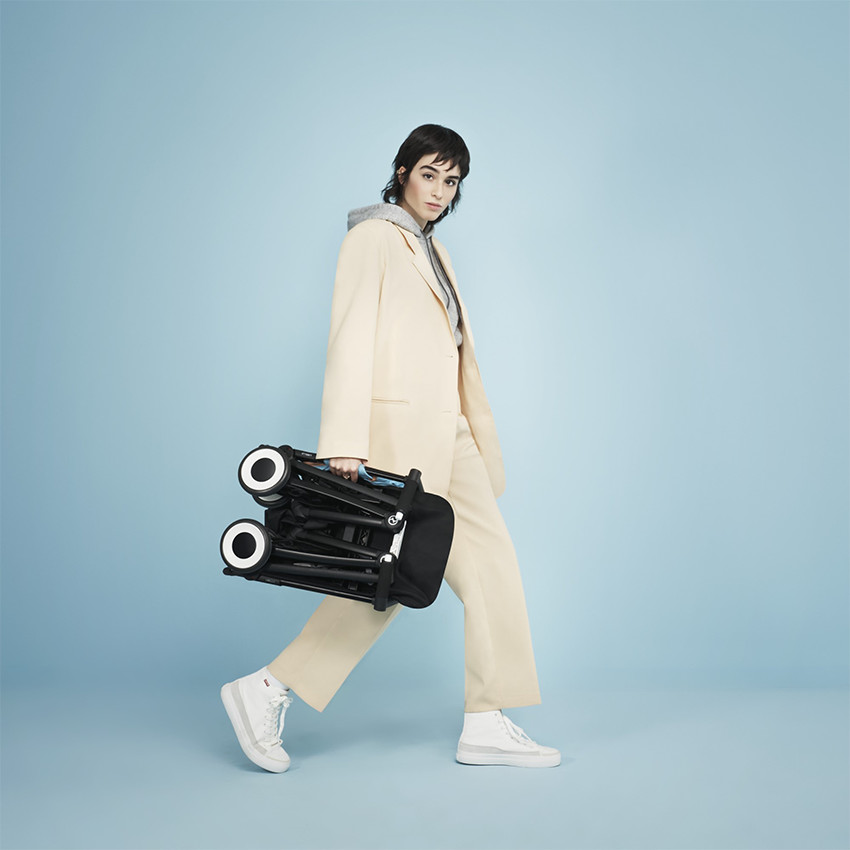 Poussette ultra-compacte Libelle 2024 black/canvas white 