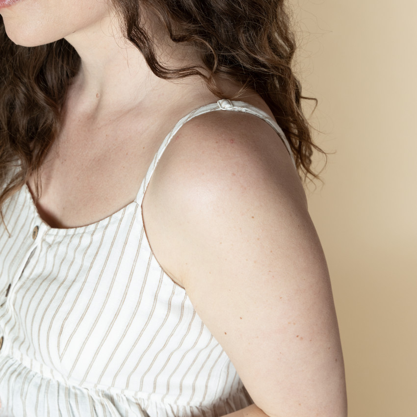 Lang jurkje voor zwangerschap en borstvoeding met streepjes 