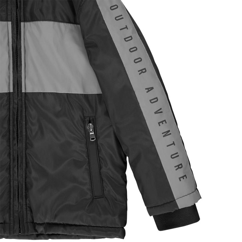 Coupe-vent en twill et padding recyclé avec empiècement contrastés pour garçon 