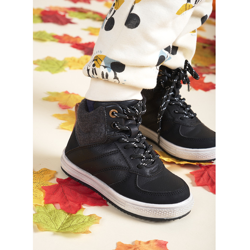 Bottillons à lacets avec col en tricot et semelle crantée pour garçon 