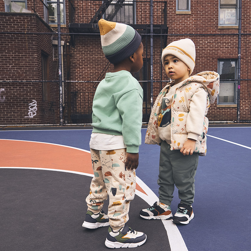 Donsjas zonder mouwen met fantasieprint voor baby jongen 