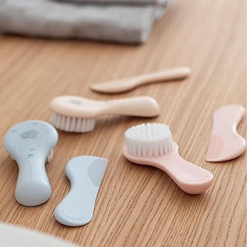 Brosse et peigne rose 