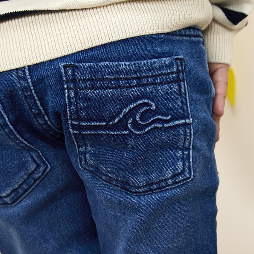 Jean slim motif vague en relief pour garçon 