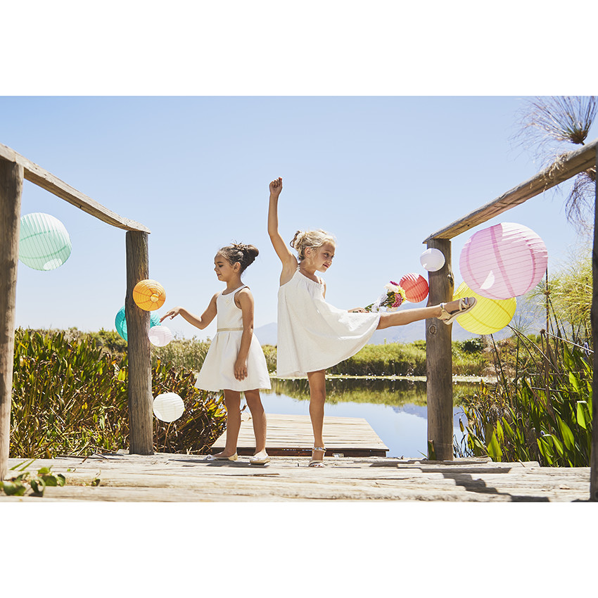 Robe de cérémonie en broderie anglaise pour fille 