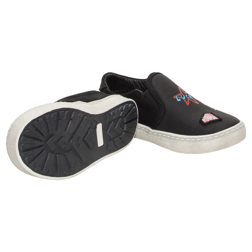 Lage sneakers met fantasiepatches van maat 24 tot 27 