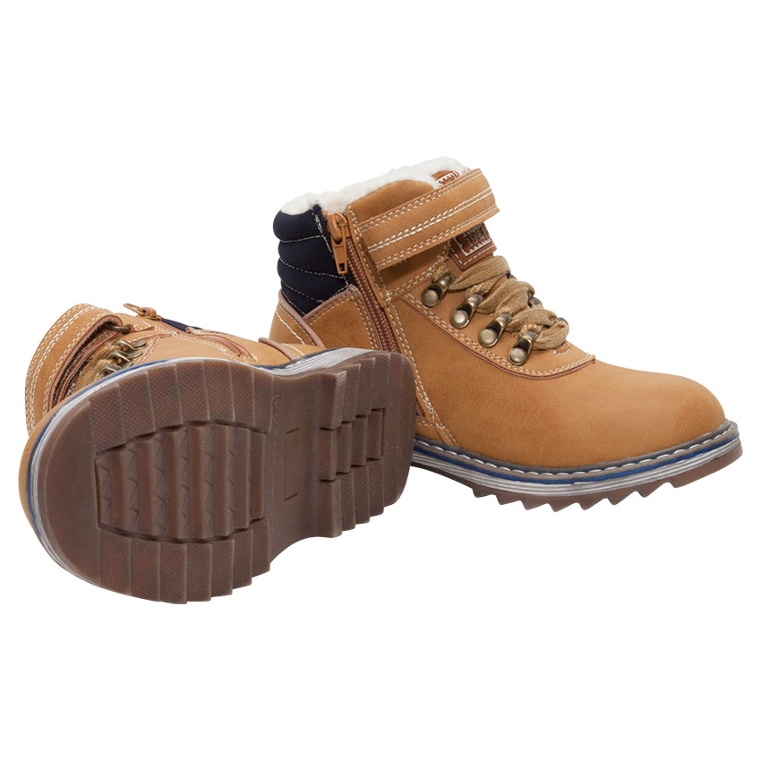 Camelkleurige laarsjes met sherpa voering 