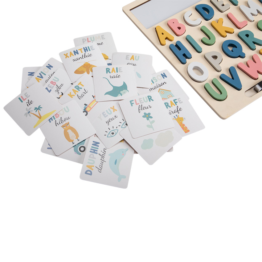 Puzzle alphabet avec cartes  
