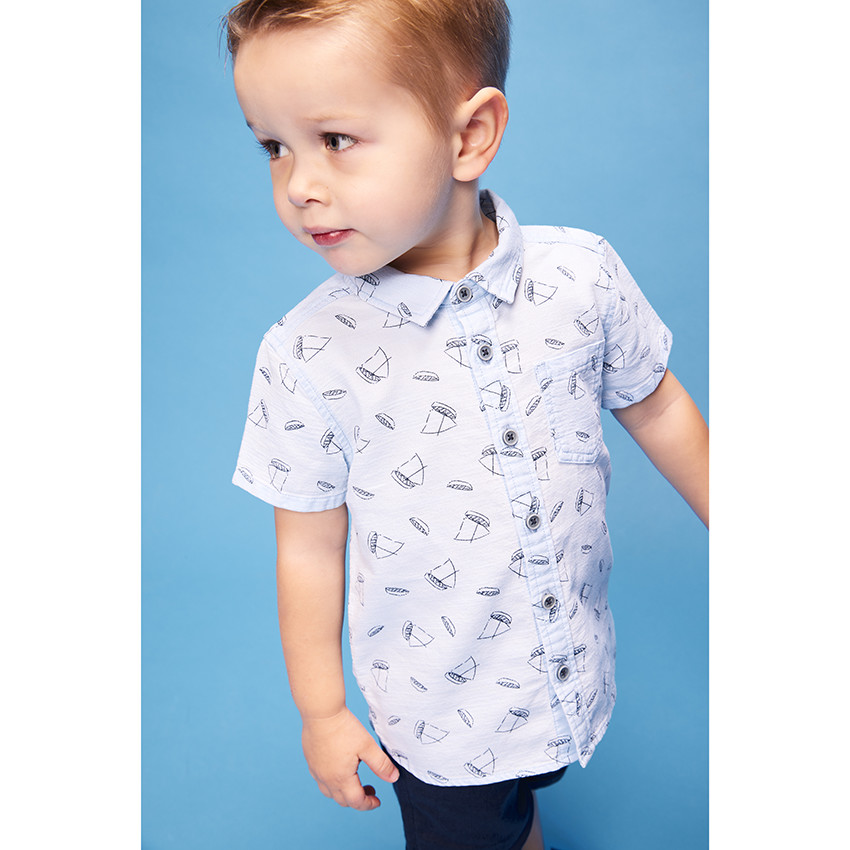 Set overhemd met bootjesprint en bermuda van stof voor baby jongen 