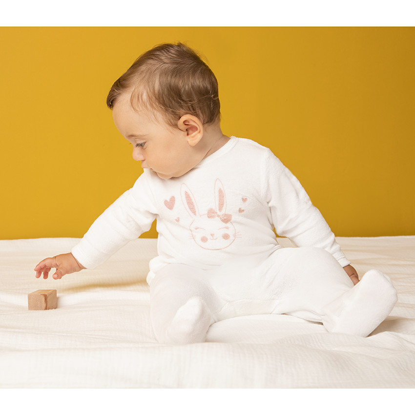 Fluwelen pyjama met print van konijnen en hartjes 