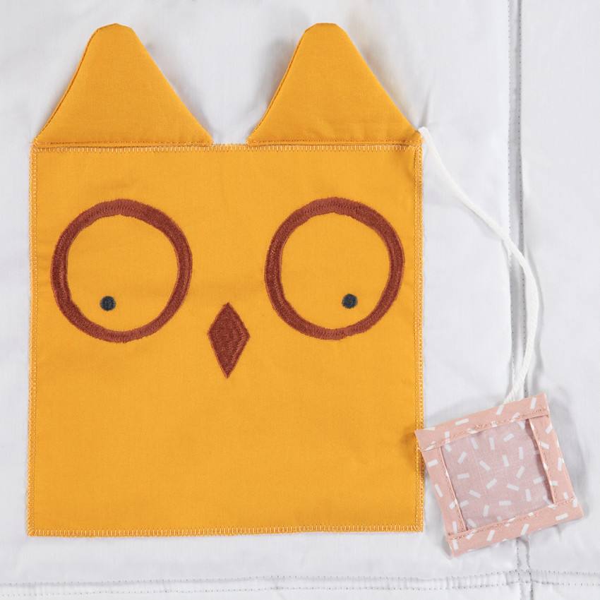 Tapis d'éveil multipoches à détails en relief 