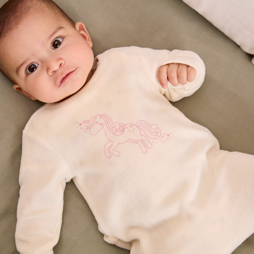 Dors-bien uni en velours à motif fantaisie pour bébé fille 